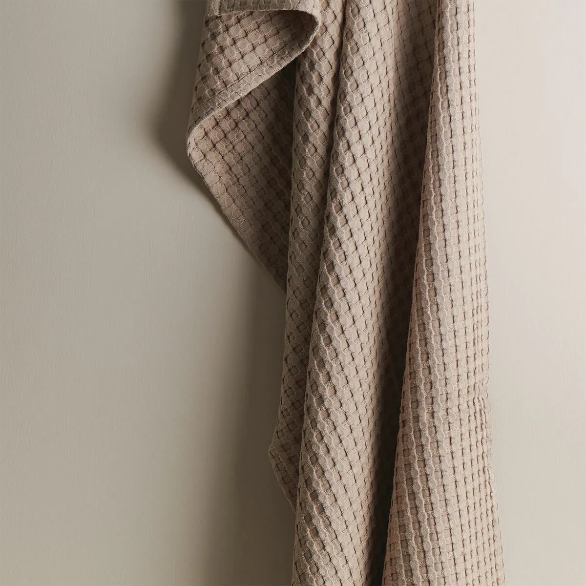 Beehive Bamboo Textured Waffle Bath Towel-Clay