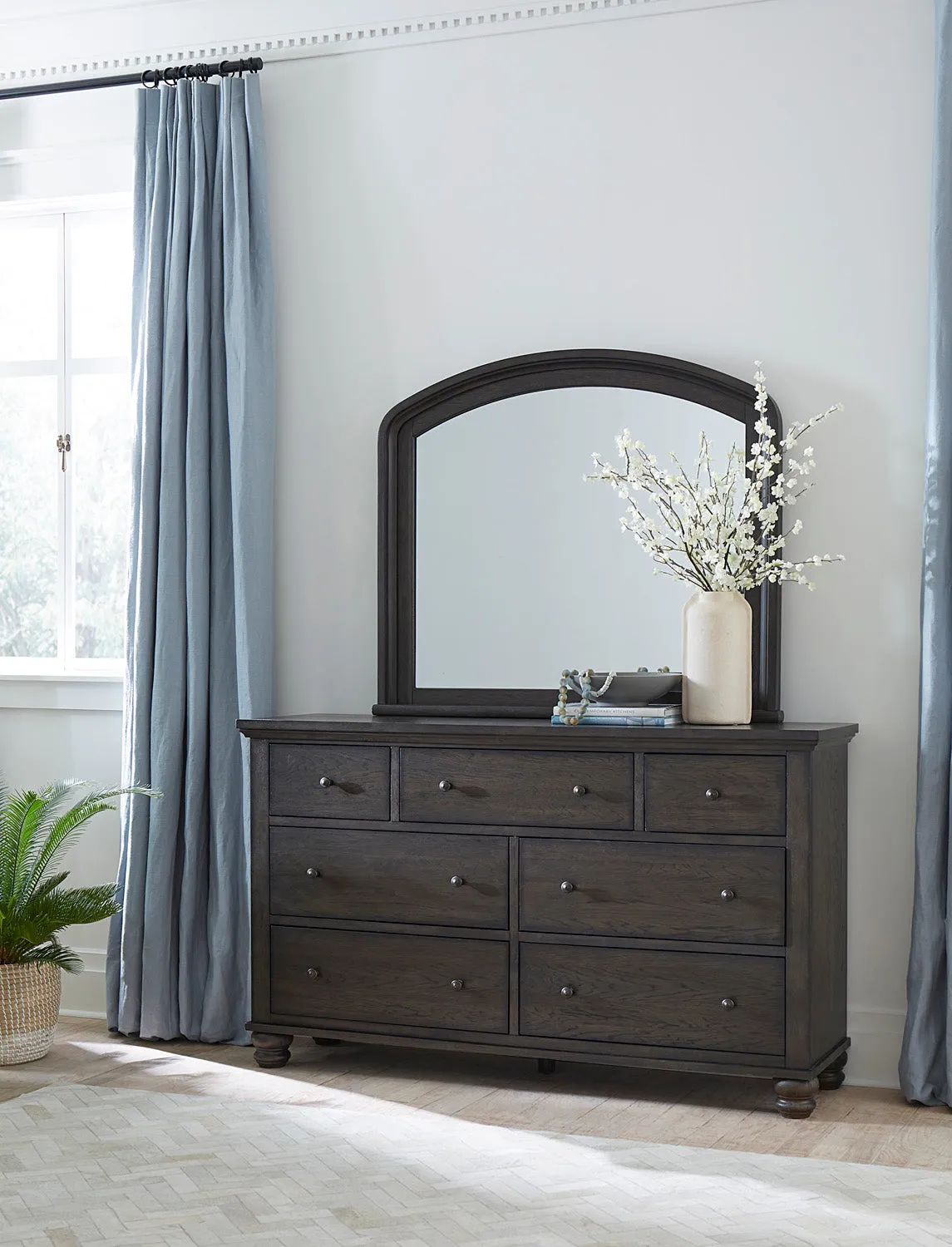 Cambridge Double Dresser - Cracked Pepper