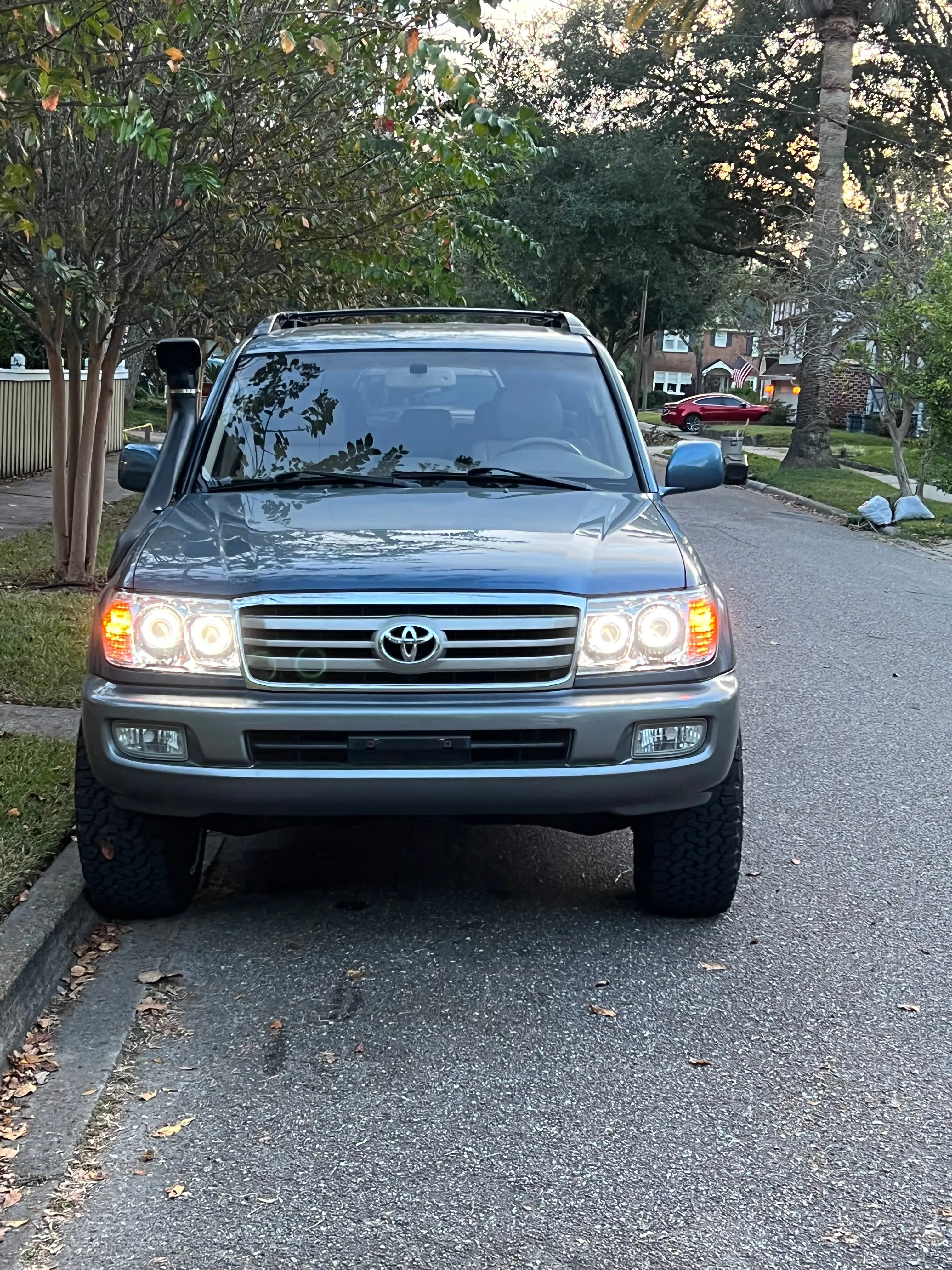 Lightwerkz 100 Series Toyota Land Cruiser Headlights (2006-2007)
