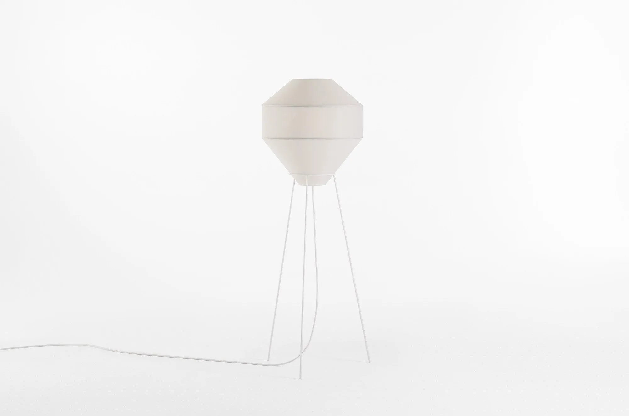 Mayu Floor 01 lamp