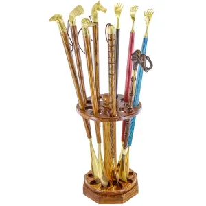 Natural Oak Wooden Shoe Horn Stand: Functional & Elegant