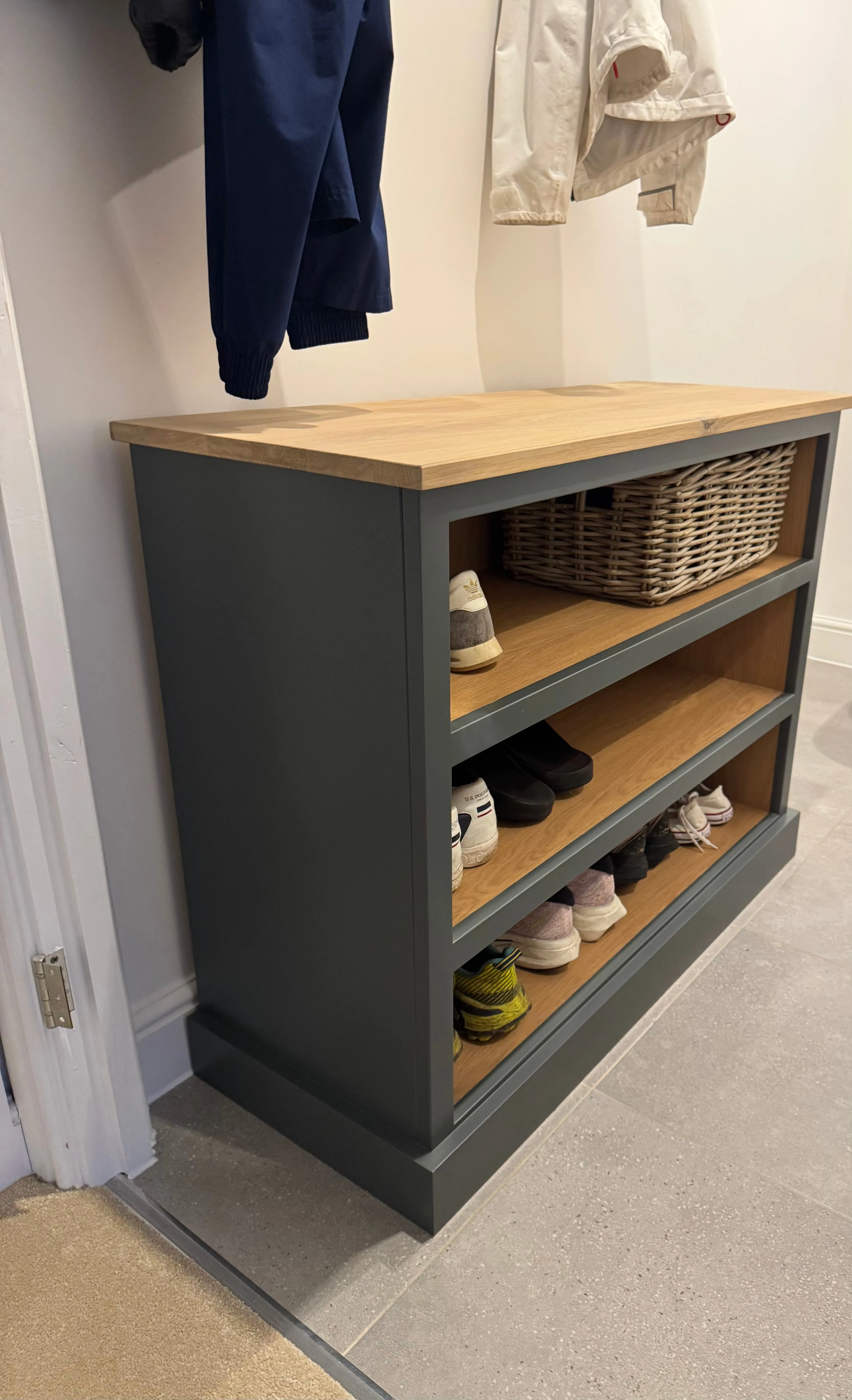 Shoe Storage Unit with Oak Internals