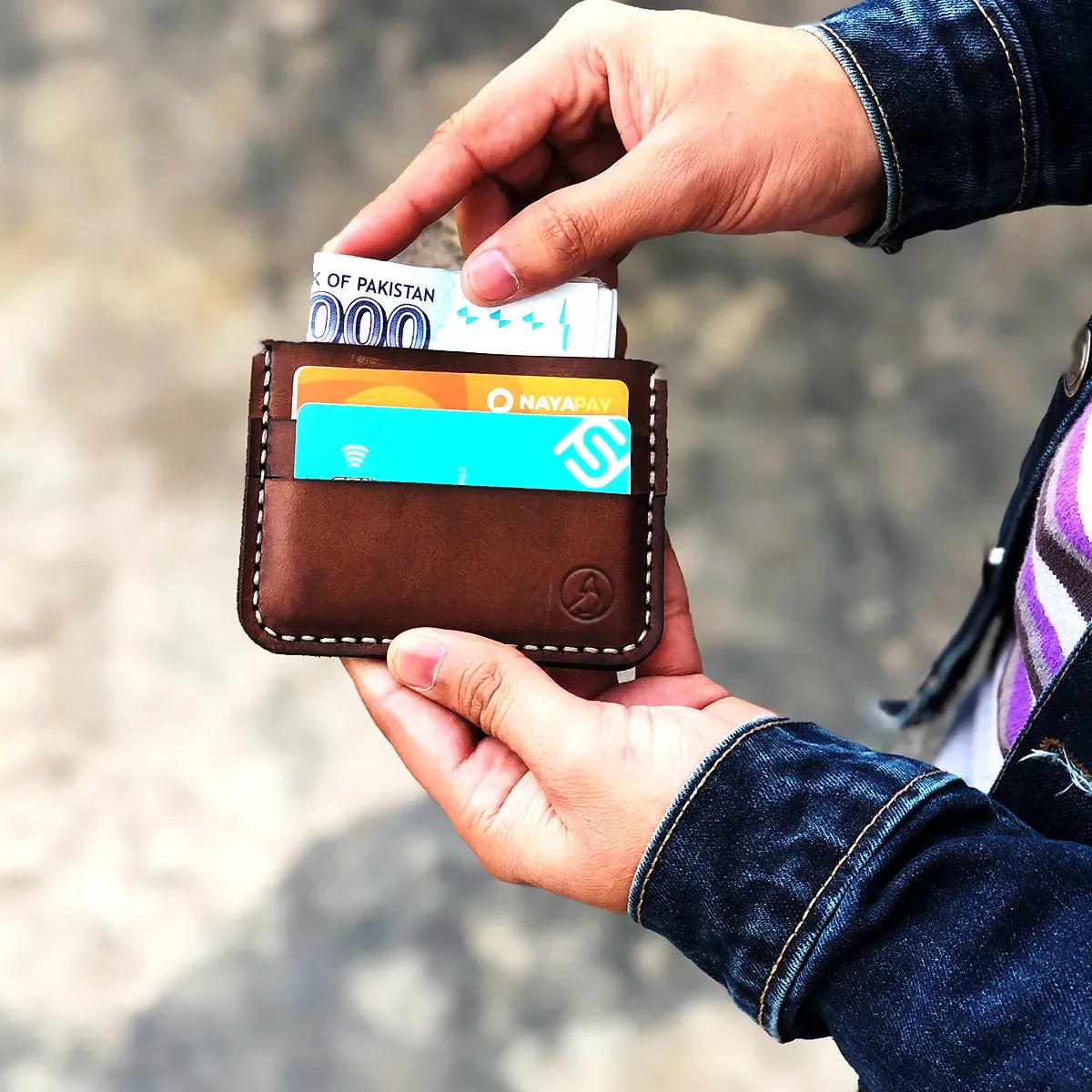 The Artisan: A Leather Cardholder Wallet