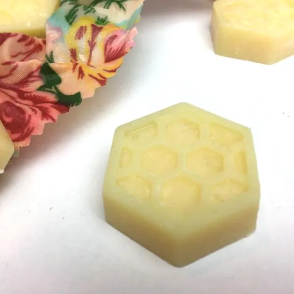 Wax wrap refresher block